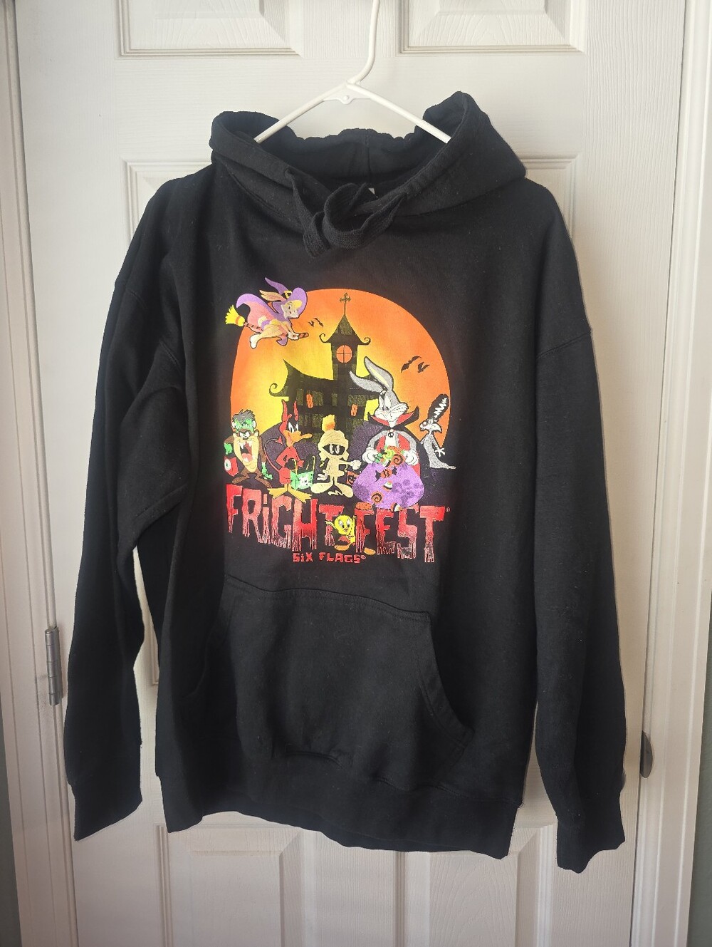 Six Flags Fright Fest Looney Tunes Unisex Hoodie W/Kangaroo Pockets SZXL Drawstr
